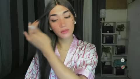 pixiedoll_ online show from 06-27-26, 12:22