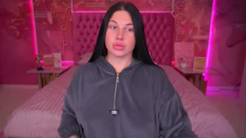 pixiehott online show from 10-12-25, 07:57