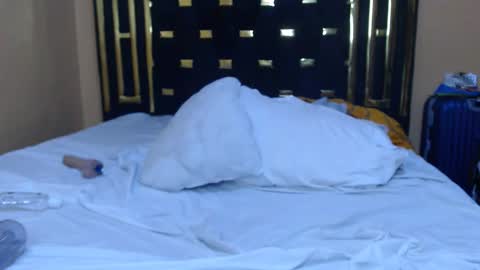 pixietease1 online show from 03-29-26, 05:40