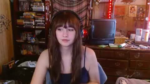 Izzy online show from 12-01-25, 07:30