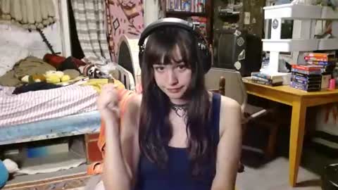 Izzy online show from 06-03-26, 02:25