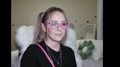 Lynn online show from 01-21-25, 03:10