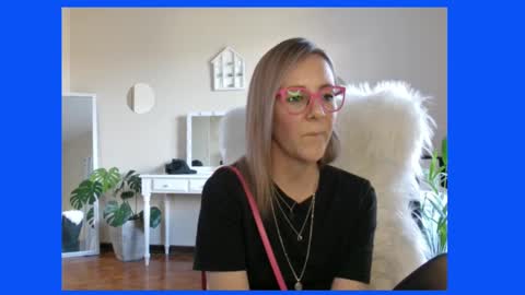 Lynn online show from 02-12-25, 03:16