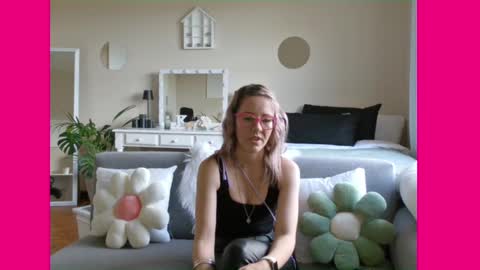 Lynn online show from 02-28-25, 02:09