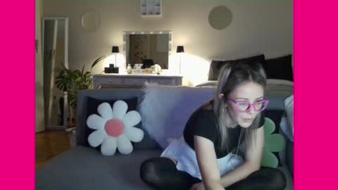 Lynn online show from 03-04-25, 05:13