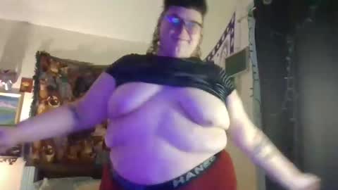 Snapshot of pizzabuttstuff chatting on 12-27-24, 02:14 daddy pizza online show from 12-27-24, 02:14