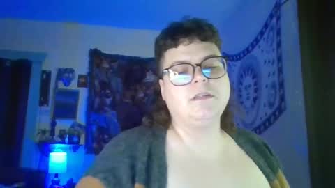 Snapshot of pizzabuttstuff chatting on 02-06-25, 02:00 daddy pizza online show from 02-06-25, 02:00