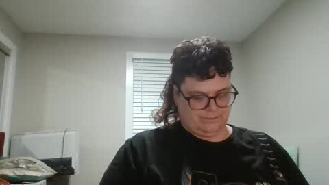 Snapshot of pizzabuttstuff chatting on 02-28-25, 03:26 daddy pizza online show from 02-28-25, 03:26