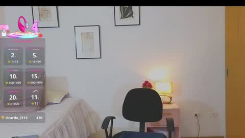 Snapshot of pk2secretxx chatting on 02-04-25, 06:49 Angie Henao online show from 02-04-25, 06:49