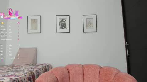 Snapshot of pk2secretxx chatting on 09-18-25, 05:37 Angie Henao online show from 09-18-25, 05:37