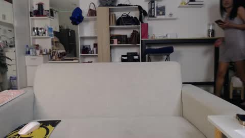 plasticgirll online show from 01-20-25, 01:53