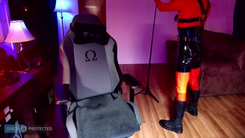 plasticme online show from 11-23-25, 08:08