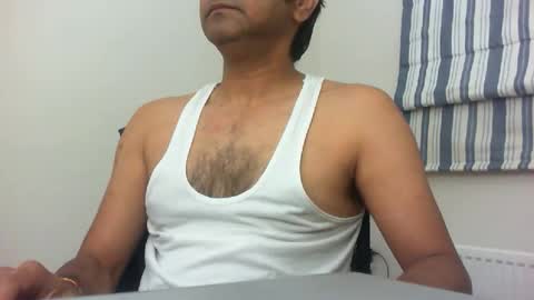 Snapshot of platino3026 chatting on 09-15-25, 02:55 platino3026 online show from 09-15-25, 02:55