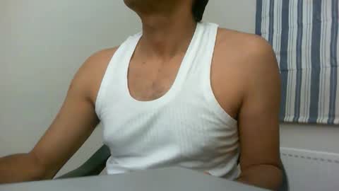 Snapshot of platino3026 chatting on 11-16-25, 06:19 platino3026 online show from 11-16-25, 06:19