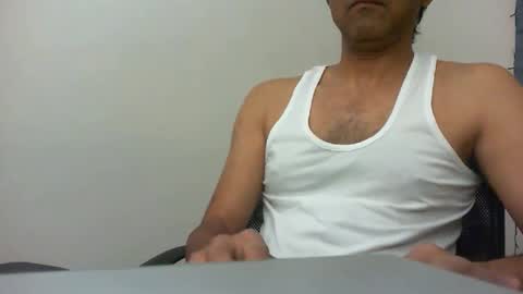 Snapshot of platino3026 chatting on 11-22-25, 01:37 platino3026 online show from 11-22-25, 01:37