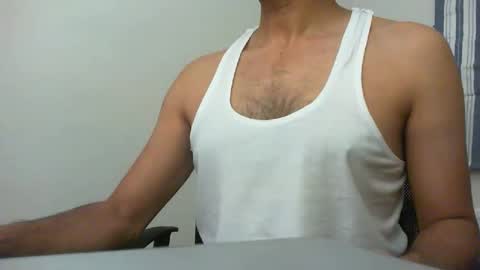 Snapshot of platino3026 chatting on 11-29-25, 12:13 platino3026 online show from 11-29-25, 12:13