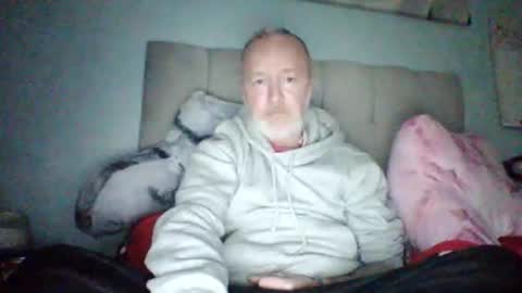 Snapshot of plattsy201283 chatting on 03-08-26, 05:28 plattsy201283 online show from 03-08-26, 05:28