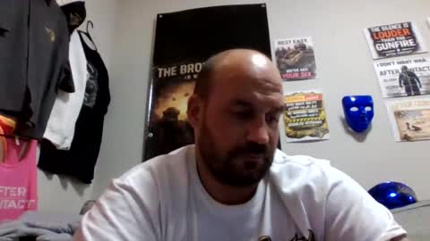Snapshot of playasclub1 chatting on 06-26-26, 06:29 dee online show from 06-26-26, 06:29