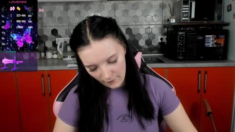 Snapshot of playful_mary chatting on 01-18-25, 02:14 Masha online show from 01-18-25, 02:14