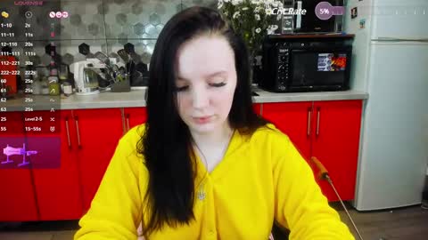 Snapshot of playful_mary chatting on 02-10-25, 11:45 Masha online show from 02-10-25, 11:45