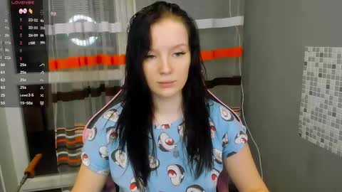 Snapshot of playful_mary chatting on 02-17-25, 11:09 Masha online show from 02-17-25, 11:09