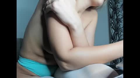 Snapshot of playfulaudrey chatting on 12-08-24, 05:39 PlayfulAudrey online show from 12-08-24, 05:39