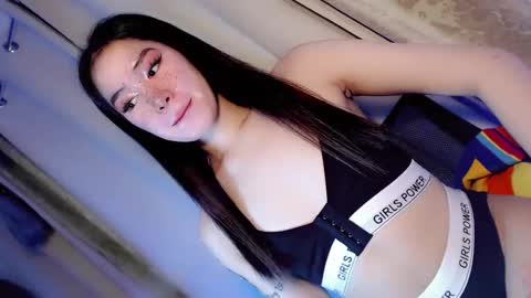 Snapshot of playfulcock69_kate chatting on 11-16-25, 10:59 kate online show from 11-16-25, 10:59