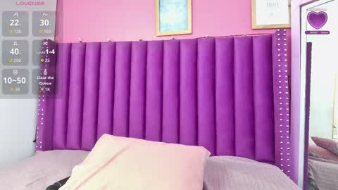 Snapshot of playfuljust_18 chatting on 03-04-26, 12:33 SAMARA online show from 03-04-26, 12:33