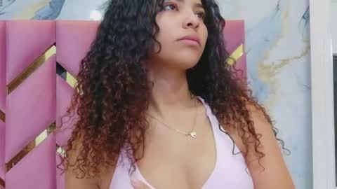 Snapshot of playfuljust_18 chatting on 04-12-26, 08:14 SAMARA online show from 04-12-26, 08:14