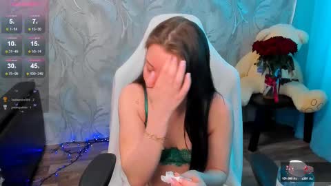 Kira online show from 03-01-25, 06:35