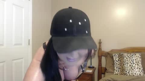 playfulkitten17 online show from 04-24-26, 02:41