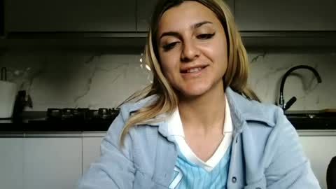 Snapshot of playfulnicole chatting on 06-15-26, 05:42 PlayfulNicole online show from 06-15-26, 05:42