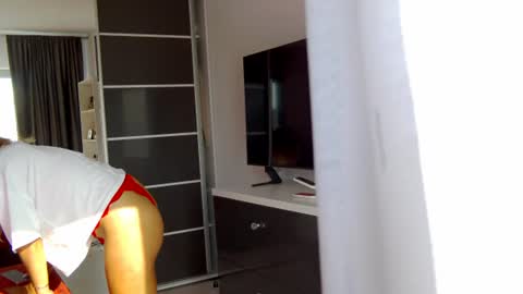 Snapshot of playfulnicole chatting on 07-23-26, 05:38 PlayfulNicole online show from 07-23-26, 05:38
