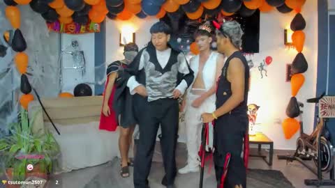   online show from 10-31-25, 11:28