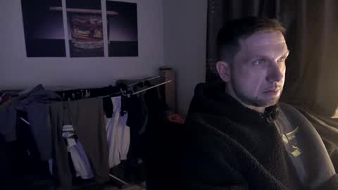 Snapshot of plboy23 chatting on 01-22-25, 06:31 Hello ask me . Im glad to see you here in my room. Welcome PVT is open online show from 01-22-25, 06:31