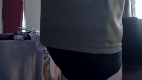 Snapshot of plboy23 chatting on 10-03-25, 08:44 Hello ask me . Im glad to see you here in my room. Welcome PVT is open online show from 10-03-25, 08:44