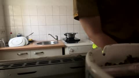 Snapshot of plboy23 chatting on 10-21-25, 02:51 Hello ask me . Im glad to see you here in my room. Welcome PVT is open online show from 10-21-25, 02:51