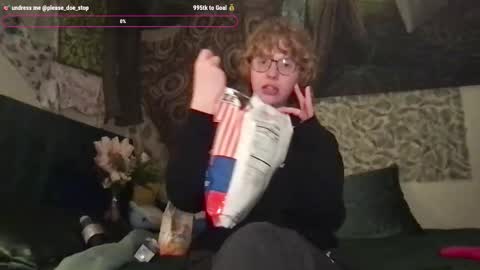 Snapshot of please_doe_stop chatting on 03-01-25, 10:45 please_doe_stop online show from 03-01-25, 10:45