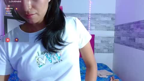 Snapshot of pleassing_neighbour chatting on 09-09-25, 01:38 Zalome online show from 09-09-25, 01:38