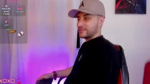 JUAN AND JULI online show from 10-04-25, 09:57