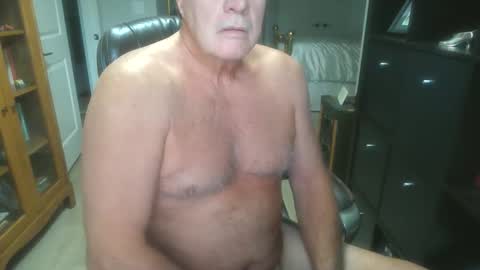 Snapshot of pleeeezeher chatting on 11-06-25, 07:59 pleeeezeher online show from 11-06-25, 07:59