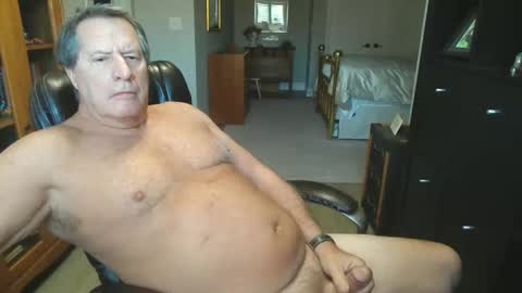 Snapshot of pleeeezeher chatting on 02-13-26, 03:41 pleeeezeher online show from 02-13-26, 03:41