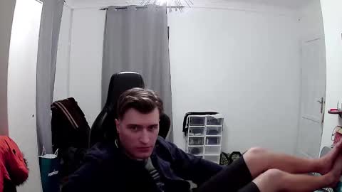 plkrisztian online show from 03-19-26, 01:42
