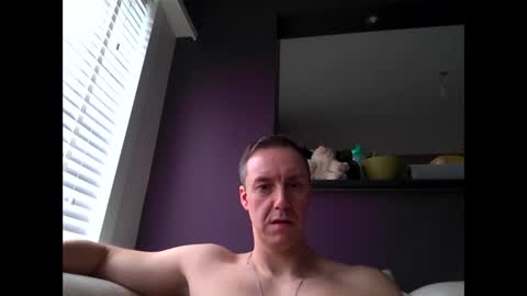 Snapshot of ploki2000 chatting on 01-12-25, 10:56 Kevin online show from 01-12-25, 10:56