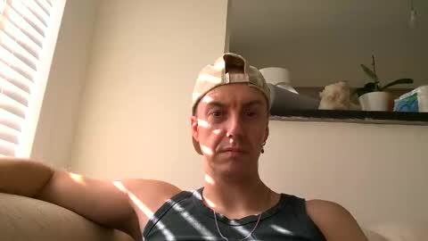 Snapshot of ploki2000 chatting on 10-12-25, 11:42 Kevin online show from 10-12-25, 11:42