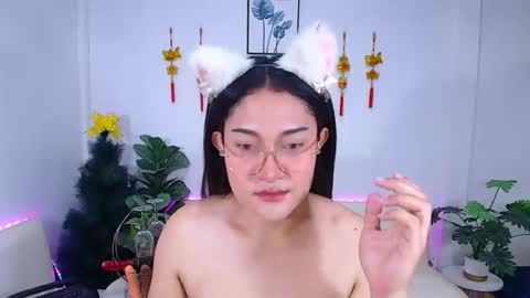 Snapshot of ploysaithailand chatting on 04-28-26, 09:42 Ploysai online show from 04-28-26, 09:42