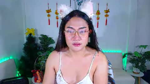 Snapshot of ploysaithailand chatting on 05-06-26, 06:52 Ploysai online show from 05-06-26, 06:52