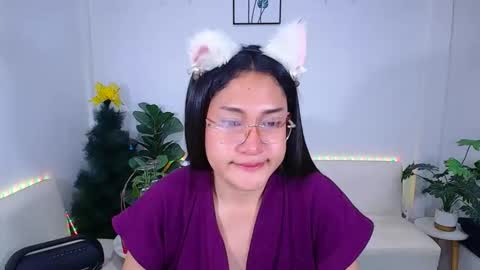Snapshot of ploysaithailand chatting on 05-11-26, 04:04 Ploysai online show from 05-11-26, 04:04