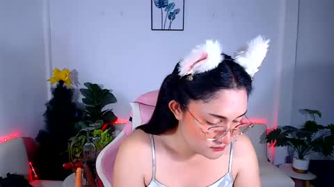 Snapshot of ploysaithailand chatting on 06-07-26, 07:23 Ploysai online show from 06-07-26, 07:23