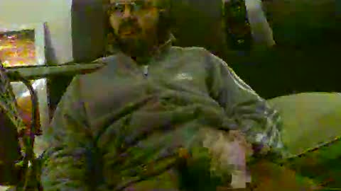 Snapshot of plu07f3520 chatting on 11-25-25, 07:03 plu07f3520 online show from 11-25-25, 07:03